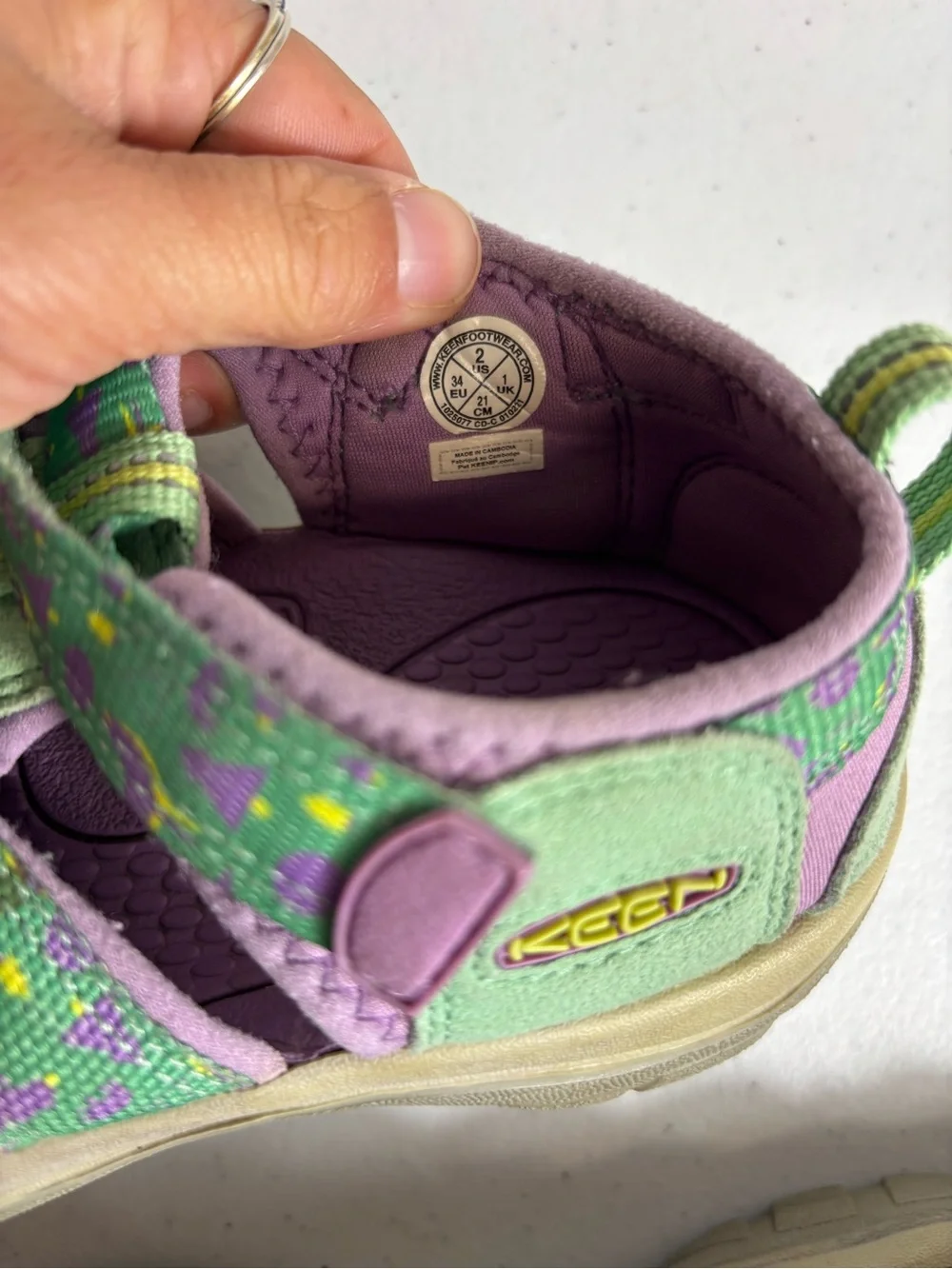 Keen Newport H2 Waterproof Hiking Sandals Purple and Green Youth Size 2